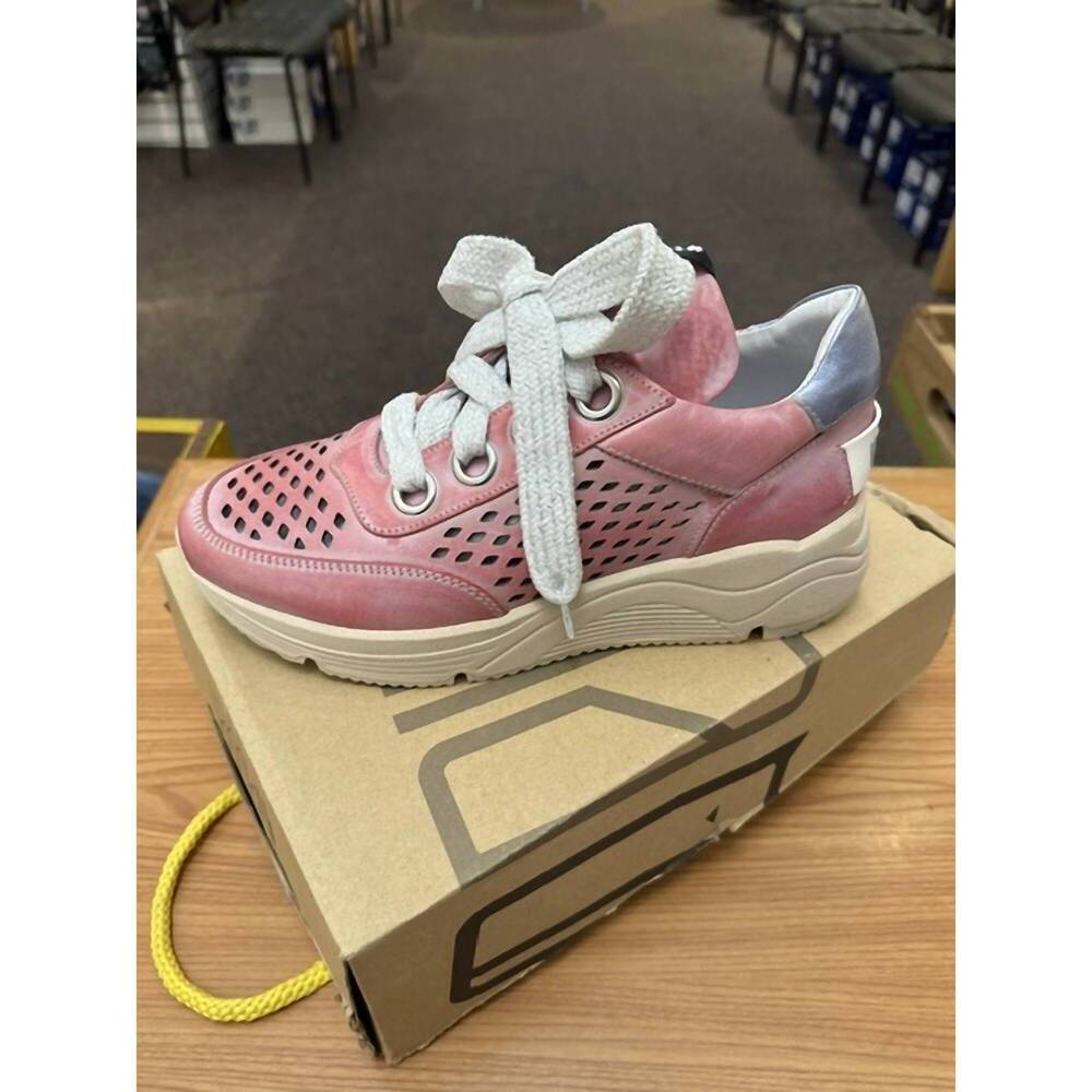 NEW VADDIA women's binx platform sneakers in fuxia